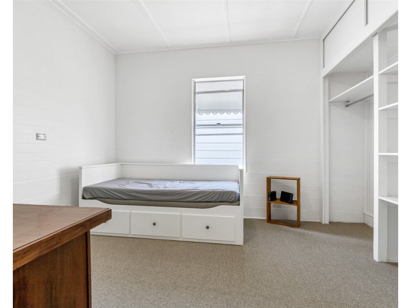 7 Broadway Street, Red Hill QLD 4059