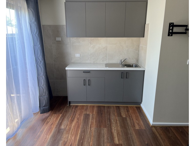 7/18 Fifth Avenue, Dandenong VIC 3175