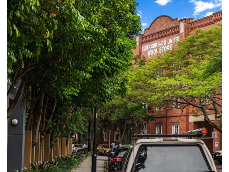 11/68 Beeston Street, Teneriffe QLD 4005