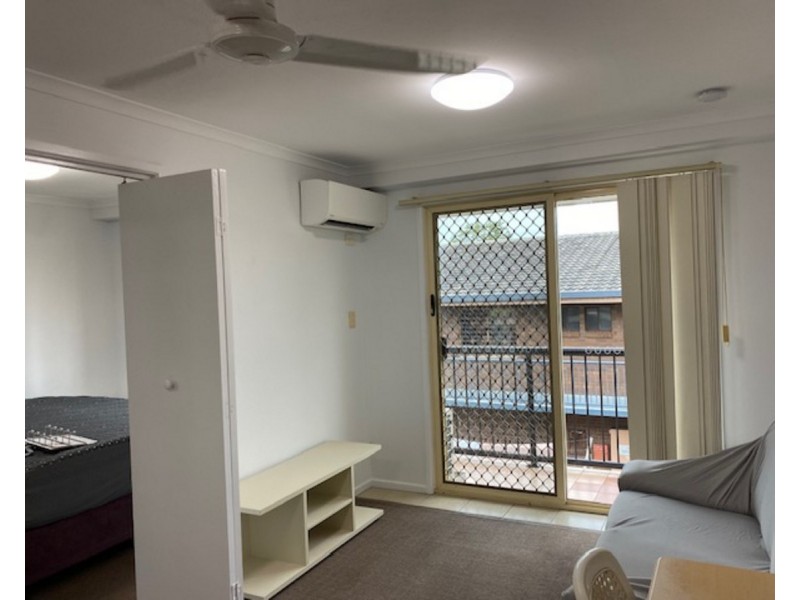 23/63 Queen Street, Southport QLD 4215