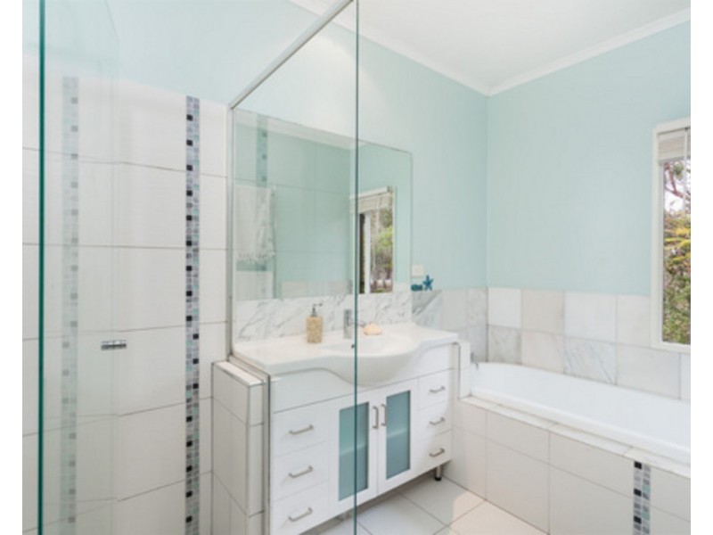 543 Grandview Road, Pullenvale QLD 4069