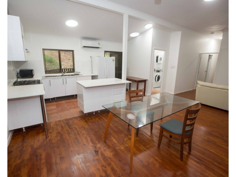 202/7 Gorge Road, Port Douglas QLD 4877