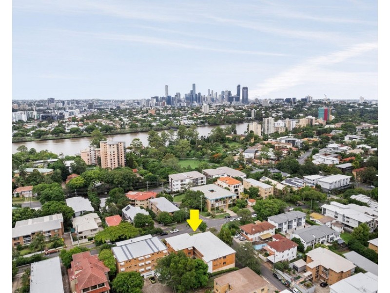 1/41 Sisley Street, St Lucia QLD 4067