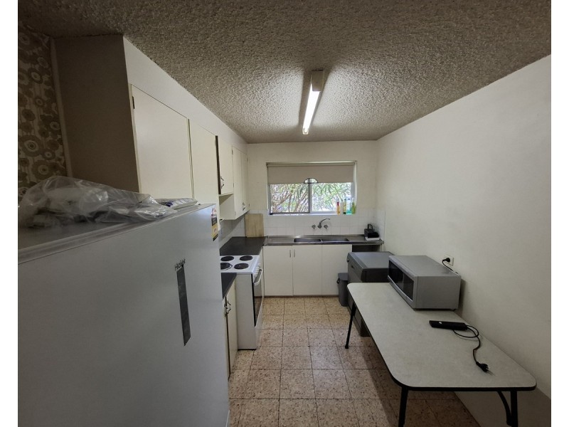 1/41 Sisley Street, St Lucia QLD 4067