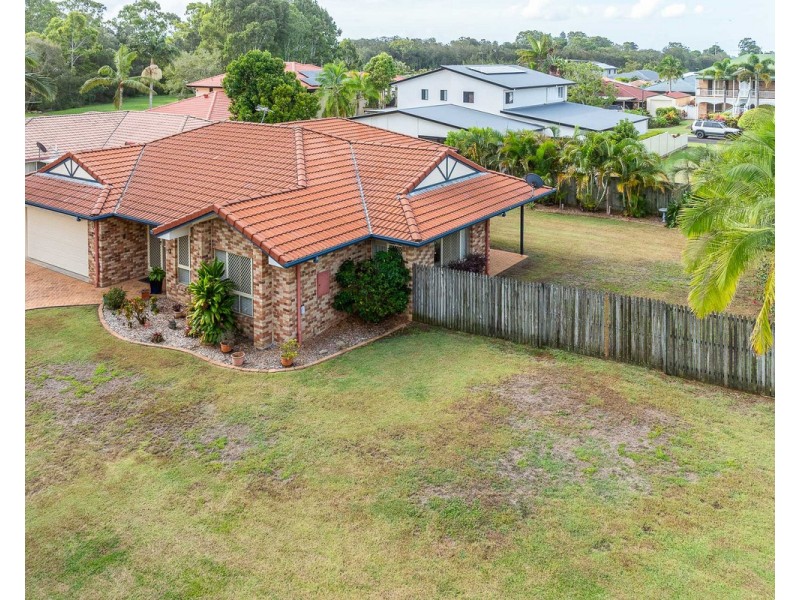 7 Robert Court, Redland Bay QLD 4165