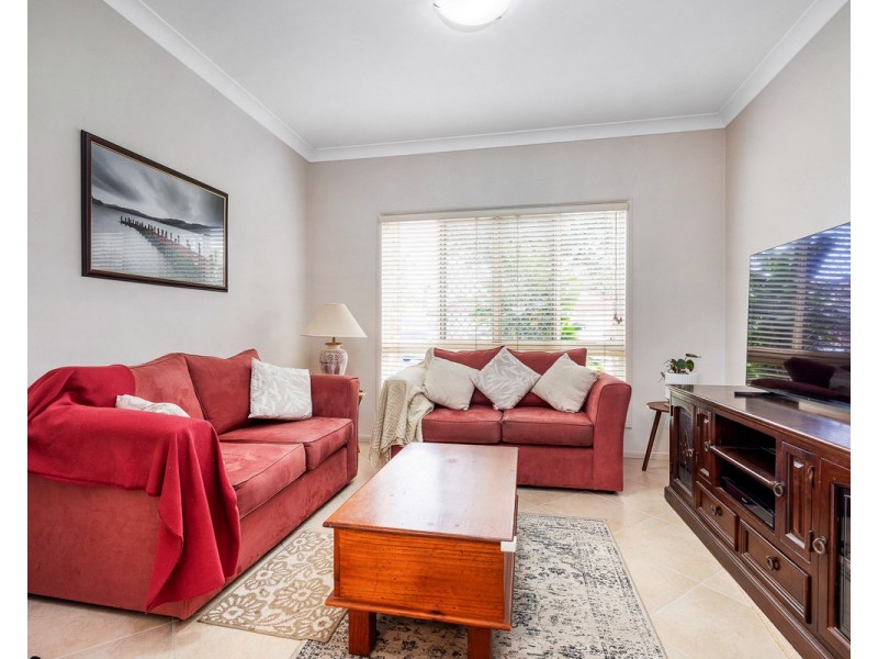 7 Robert Court, Redland Bay QLD 4165