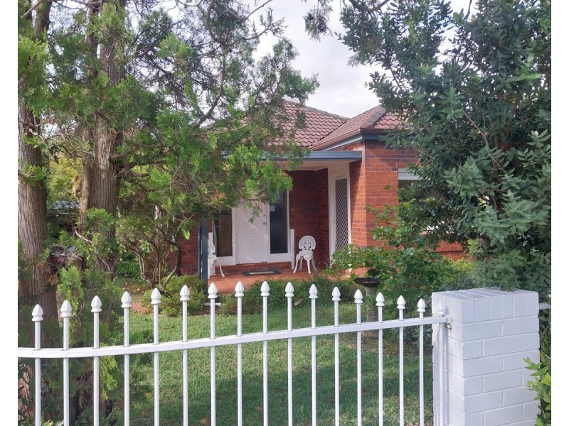 46 Wyadra Avenue, Freshwater NSW 2096
