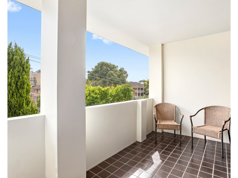 8/52 Hudson Street, Hurstville NSW 2220