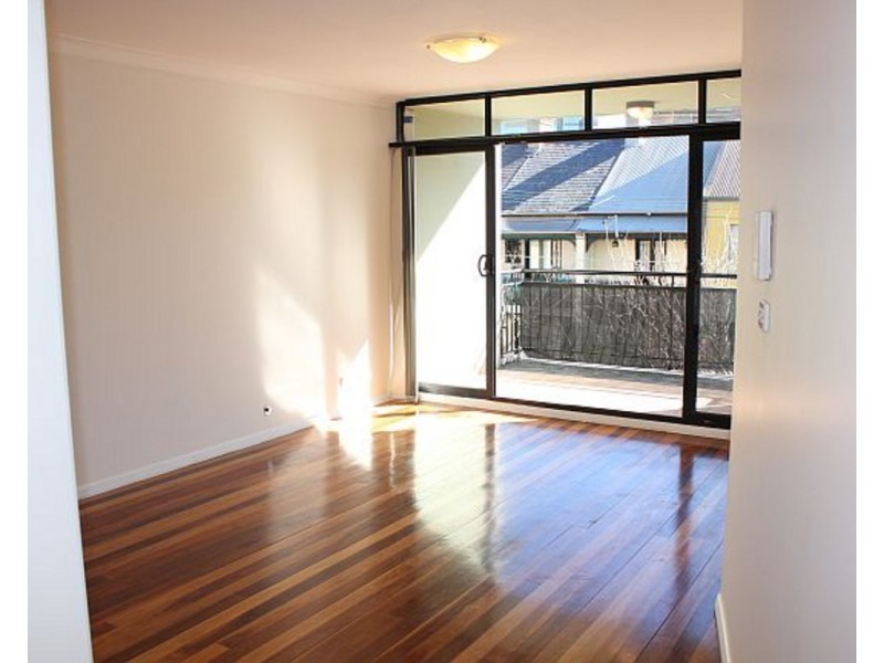 1/2 Bellevue Street, Surry Hills NSW 2010