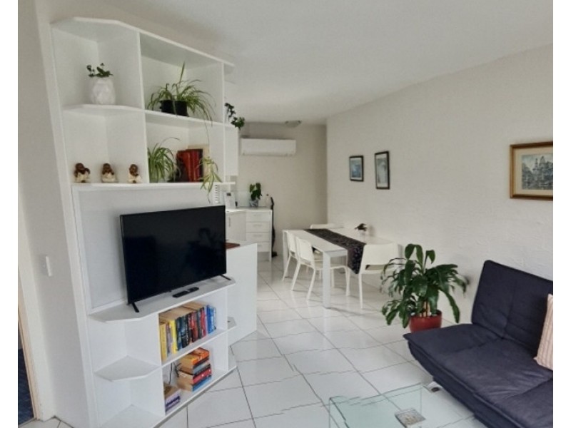 68 Sixth Avenue, Cotton Tree QLD 4558