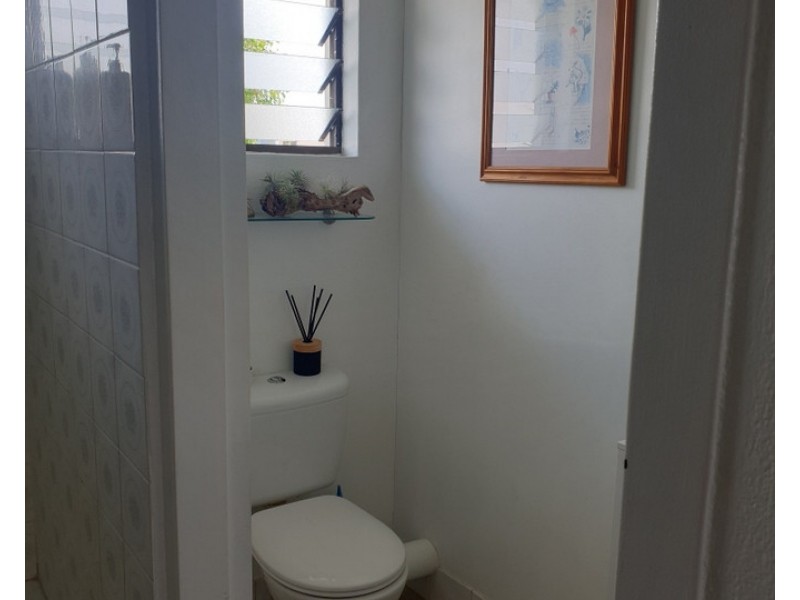 68 Sixth Avenue, Cotton Tree QLD 4558