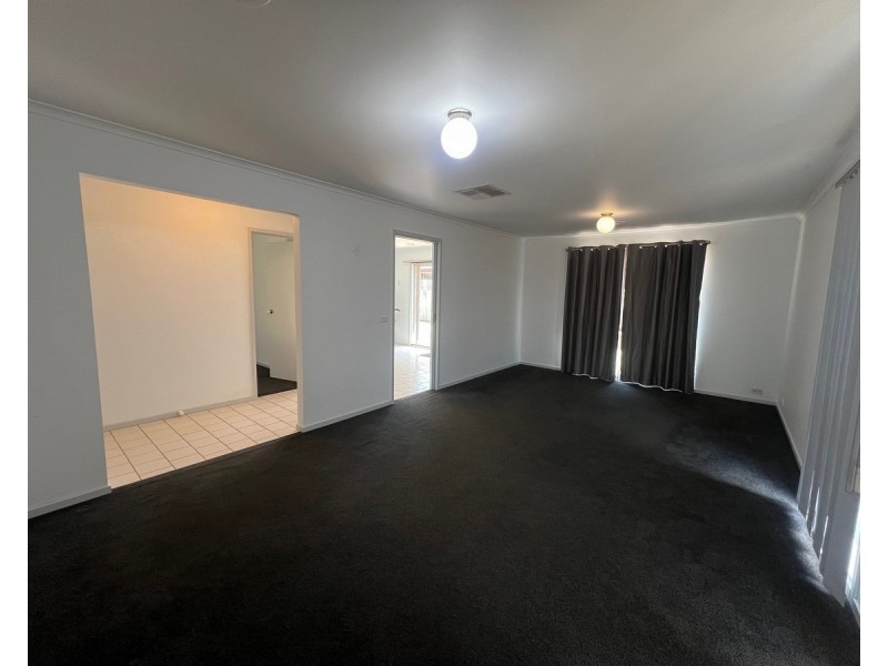 6 Beckford Close, Hoppers Crossing VIC 3029