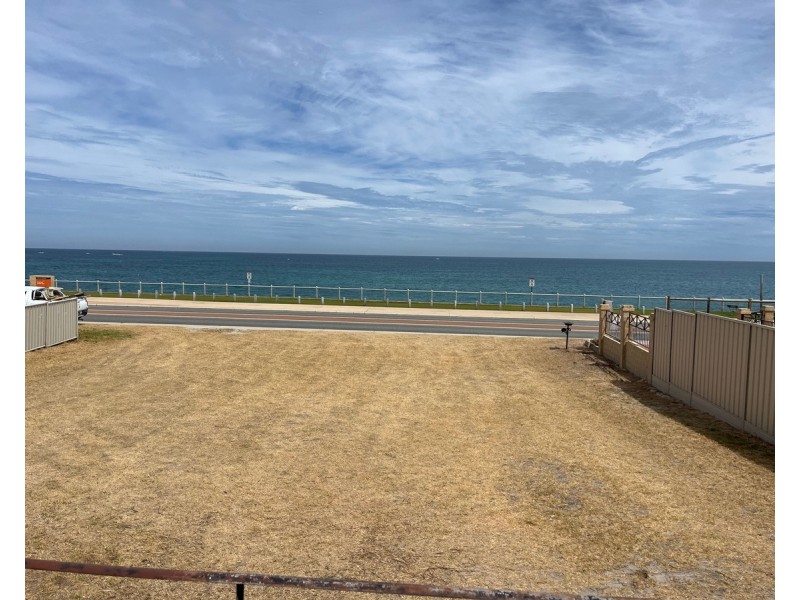 68 Ocean Drive, Quinns Rocks WA 6030
