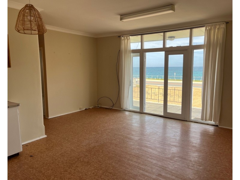 68 Ocean Drive, Quinns Rocks WA 6030