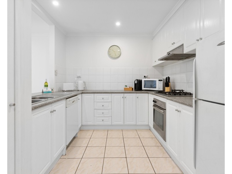 2/262 Melrose Drive, Tullamarine VIC 3043