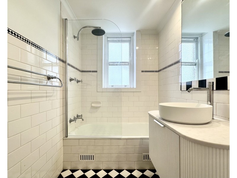 1/17 Elizabeth Bay Road, Elizabeth Bay NSW 2011