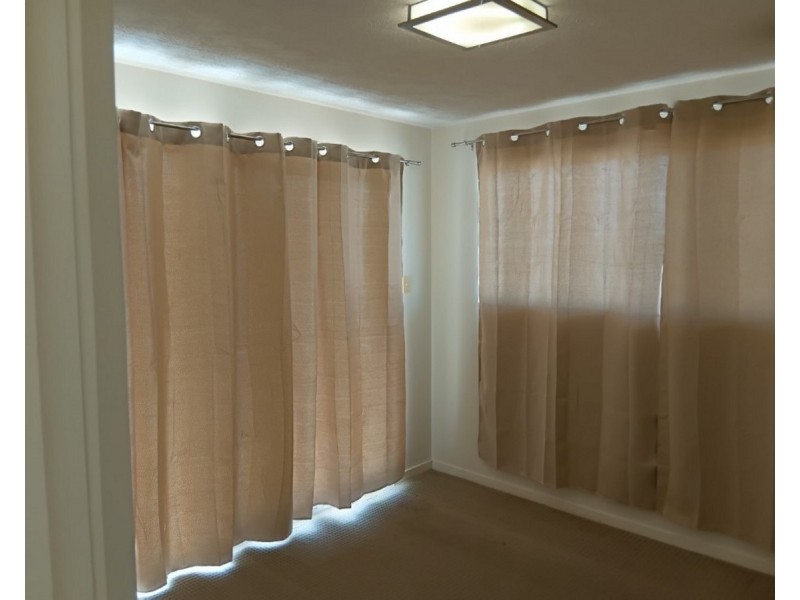 16 Campbell Street, Albion QLD 4010