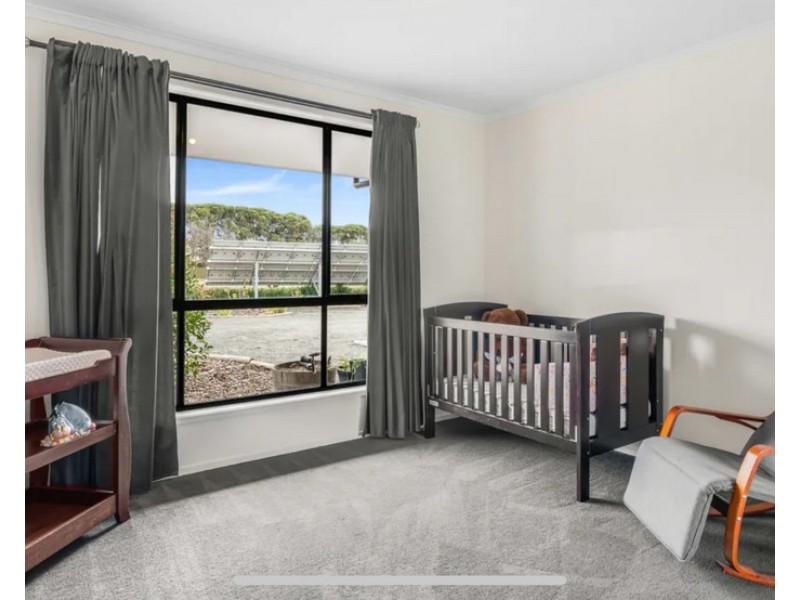 18 Artesian Road, Two Wells SA 5501