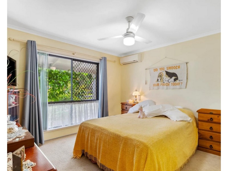 24 Avonmore Street, Edens Landing QLD 4207