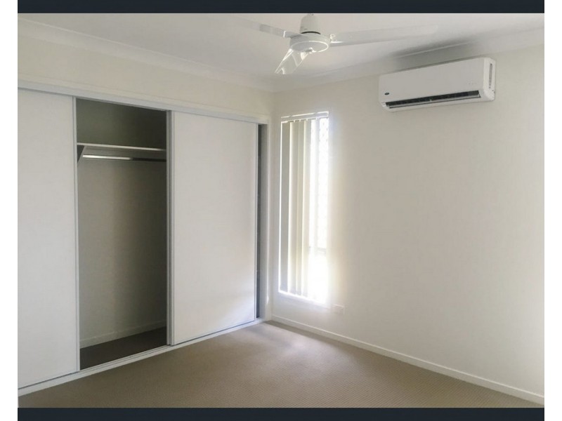 2/10 Lane Court, Mount Warren Park QLD 4207