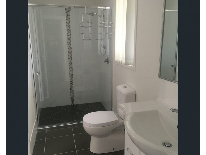 2/10 Lane Court, Mount Warren Park QLD 4207