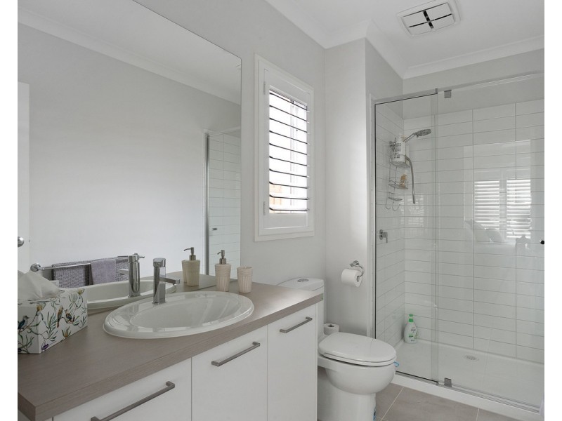 1 Monterey Avenue, Cowes VIC 3922