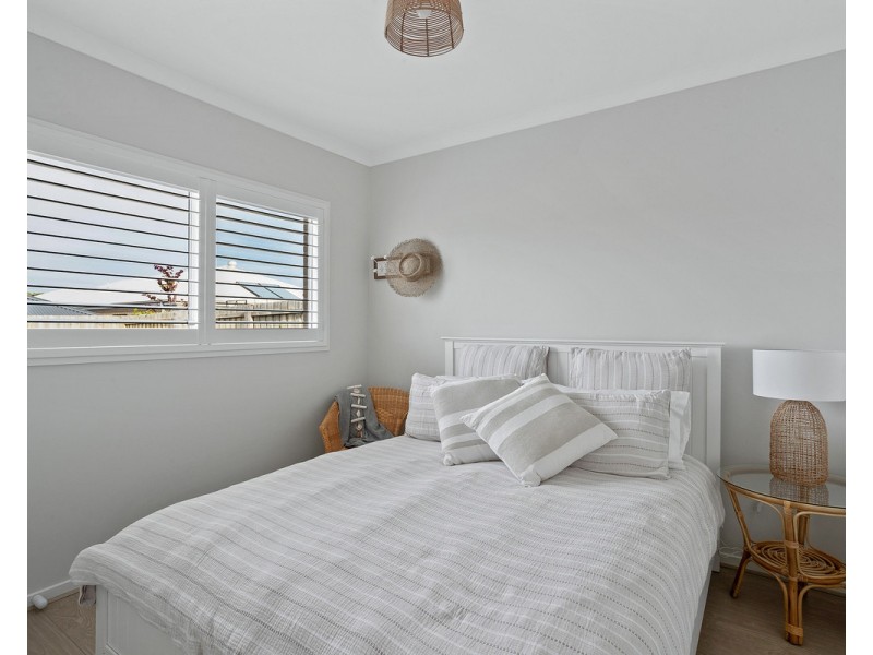 1 Monterey Avenue, Cowes VIC 3922