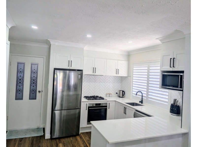 1/45 Mountain View Avenue, Miami QLD 4220