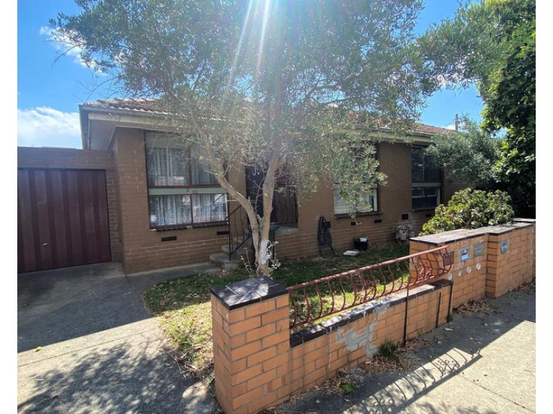 2/16 Darebin Boulevard, Reservoir VIC 3073