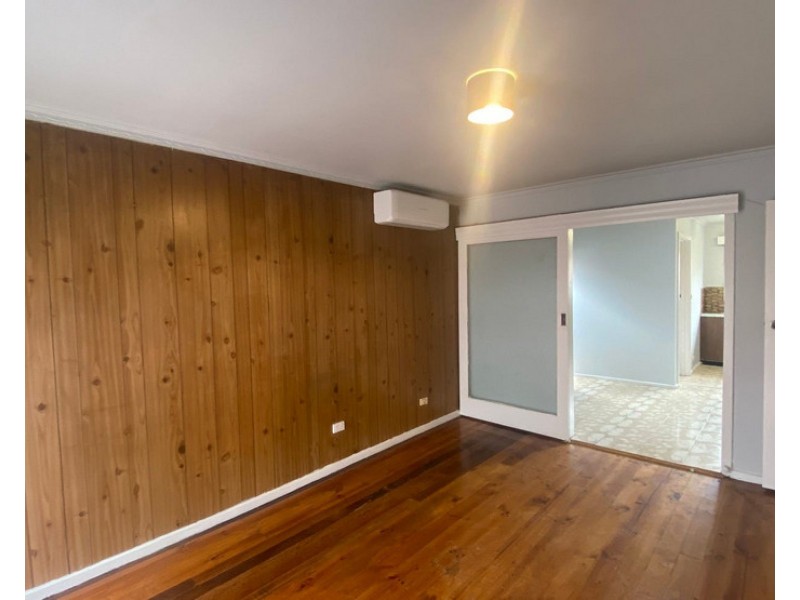 2/16 Darebin Boulevard, Reservoir VIC 3073