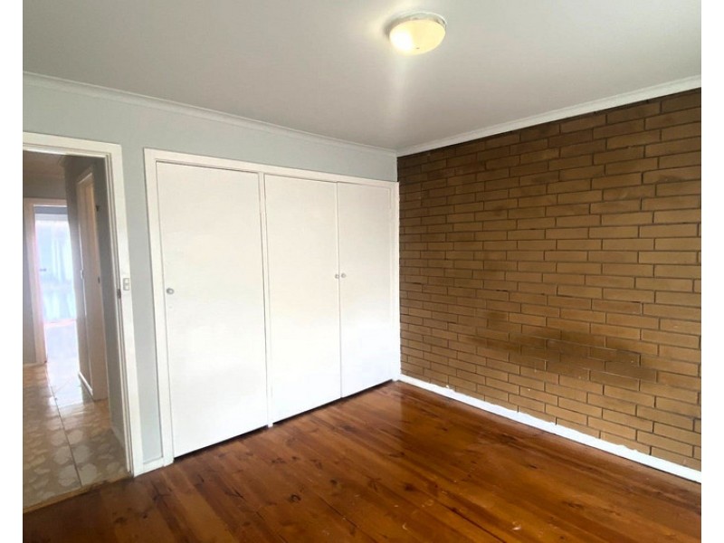 2/16 Darebin Boulevard, Reservoir VIC 3073