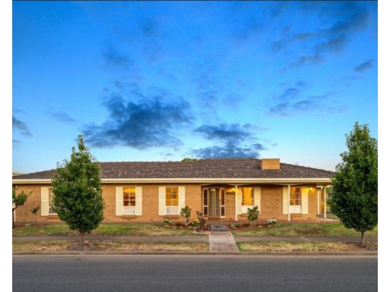 1 Ballestrin Court, Flinders Park SA 5025