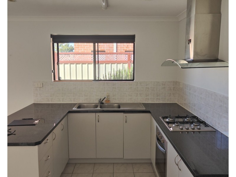C/3 Henry Street, Midland WA 6056