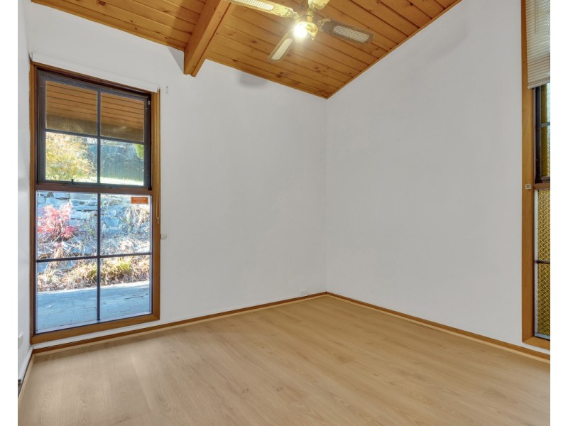 38 Oakdene Crescent, Coromandel Valley SA 5051