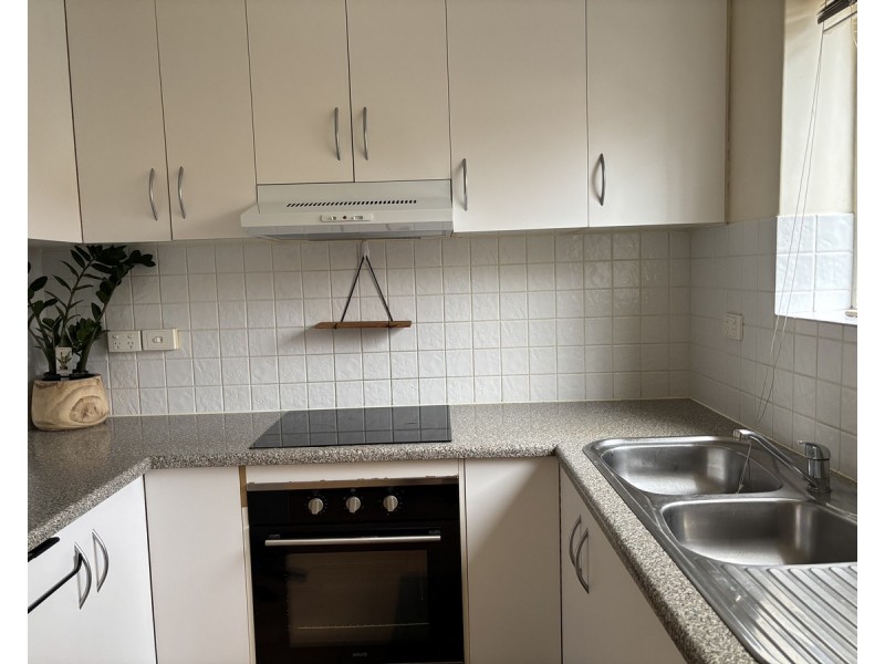 Unit 1/7 Graham Place, Prospect SA 5082