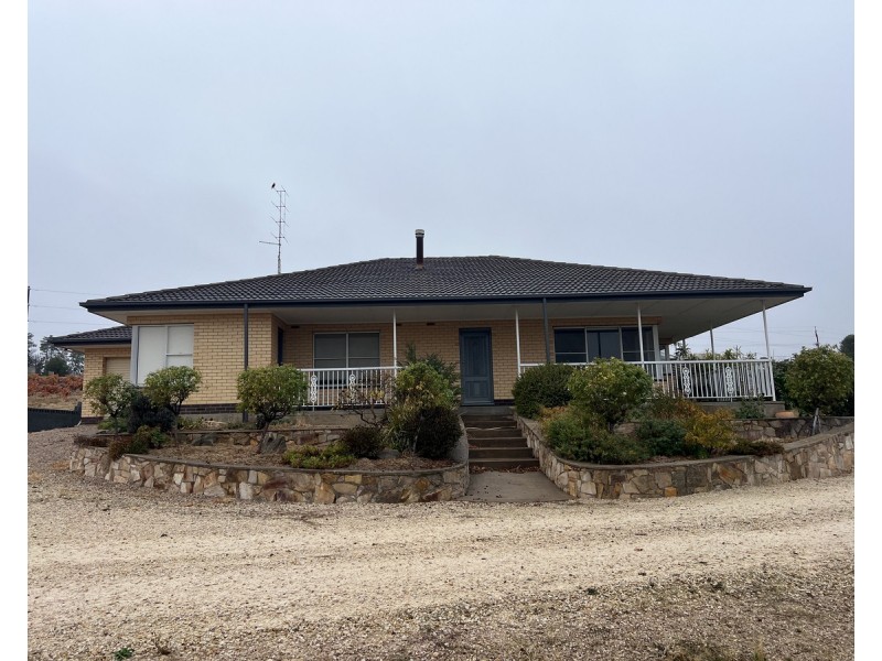 50 Roach Road, Stanley Flat SA 5453