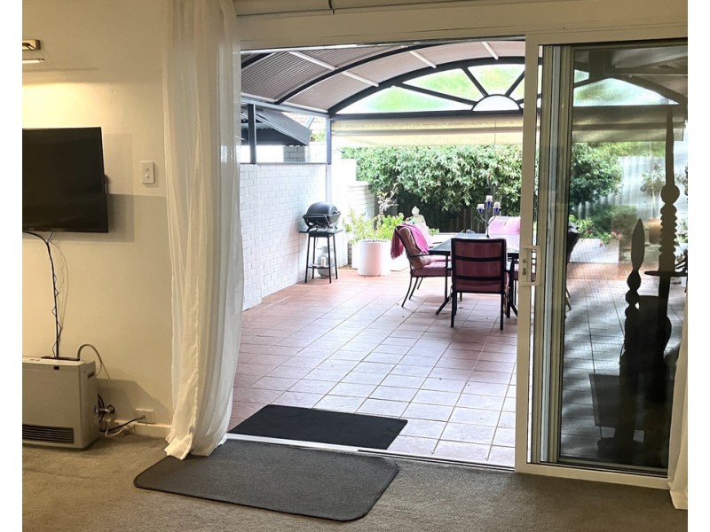 2B/2 Elm Court, Dianella WA 6059