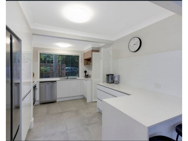 38 Dandar Drive, Southport QLD 4215