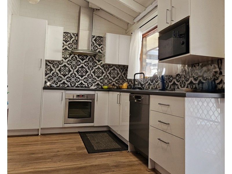 21 KALANGEDY Drive, Riverton WA 6148
