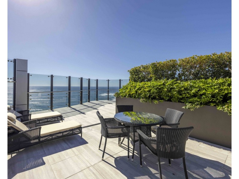 2501/60 Marine Parade, Coolangatta QLD 4225