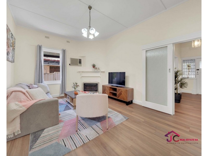 16 Linley Avenue, Prospect SA 5082