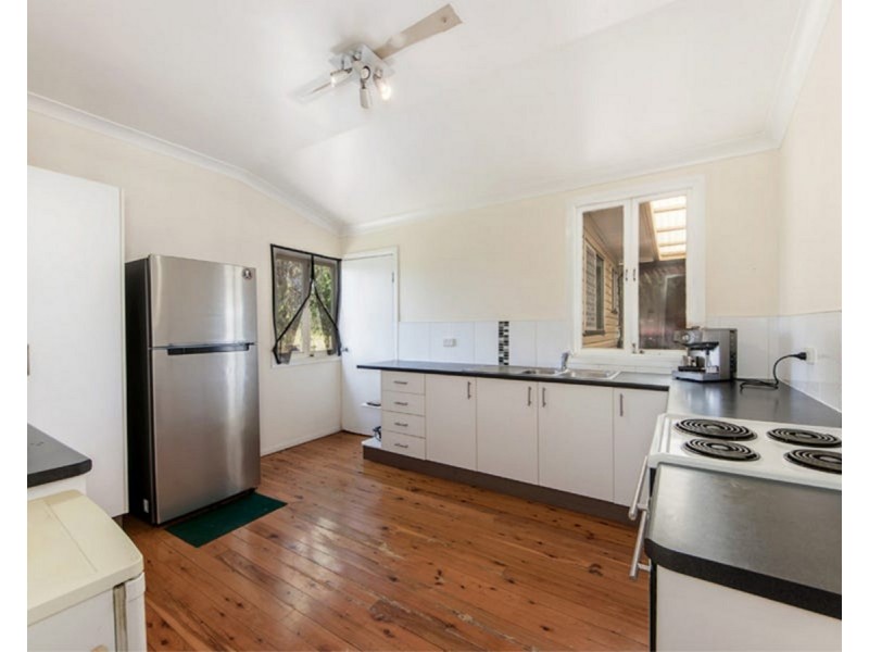 49 Keith Street, Bundamba QLD 4304