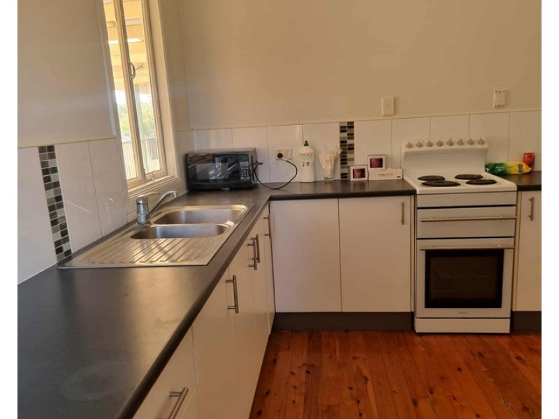 49 Keith Street, Bundamba QLD 4304
