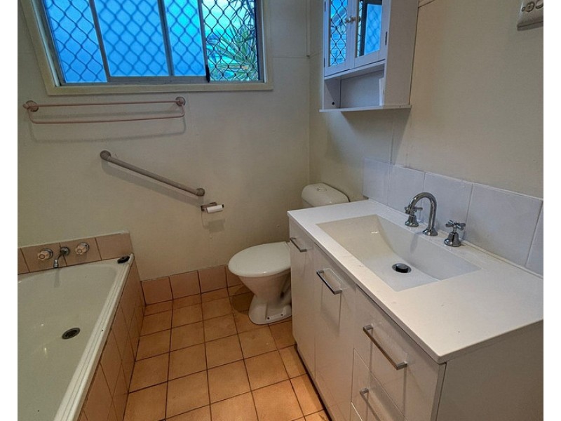 41 Herbert Street, Sadliers Crossing QLD 4305
