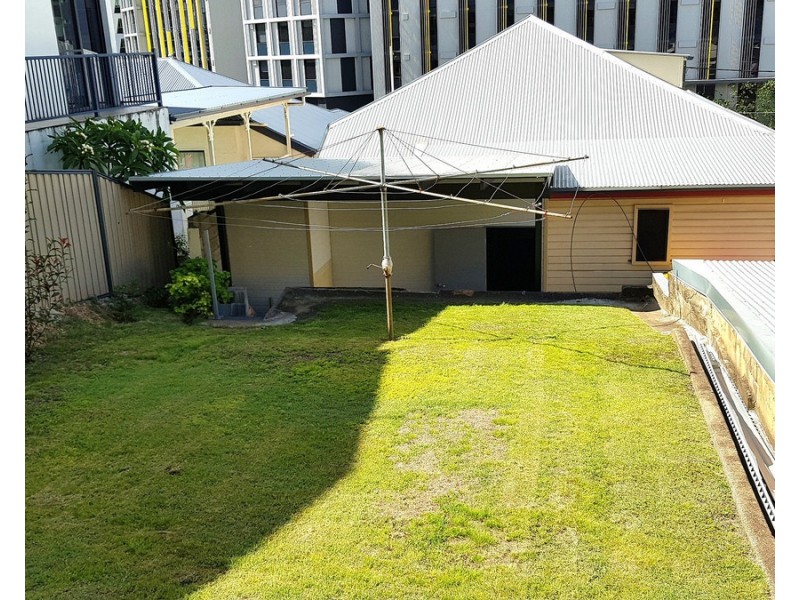 4/235 Vulture Street, South Brisbane QLD 4101