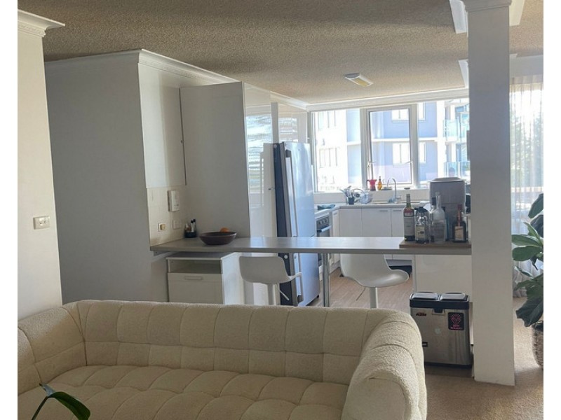 17/22-28 The Esplanade, Burleigh Heads QLD 4220