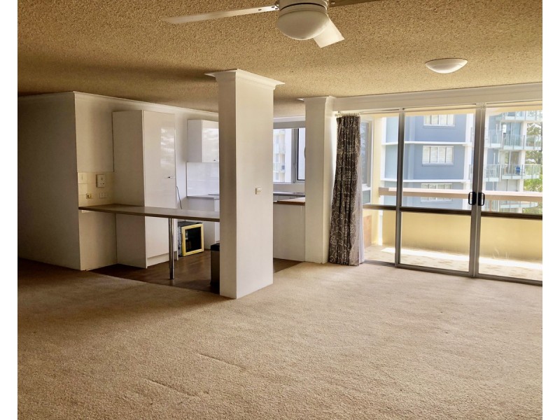 17/22-28 The Esplanade, Burleigh Heads QLD 4220