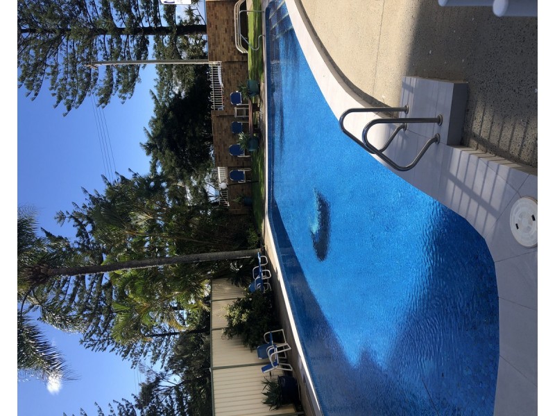 17/22-28 The Esplanade, Burleigh Heads QLD 4220