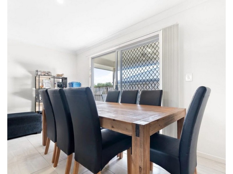4 Altman Court, Logan Reserve QLD 4133