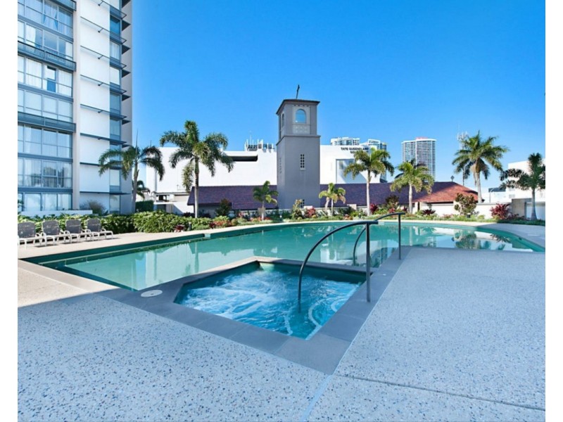 275/105 Scarborough Street, Southport QLD 4215
